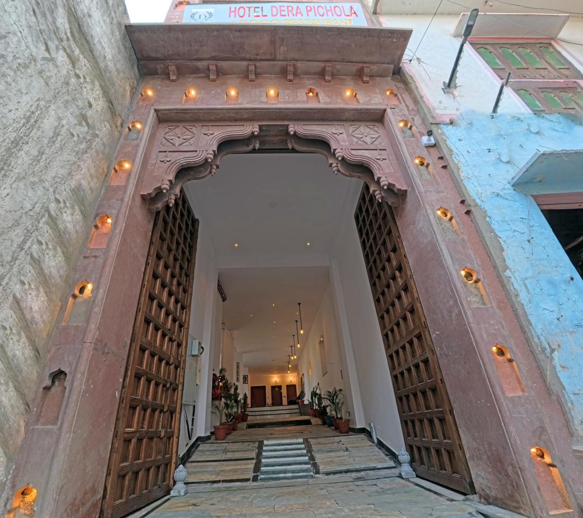 Dera Pichola- A Lake Facing Boutique Hotel Udaipur Kültér fotó
